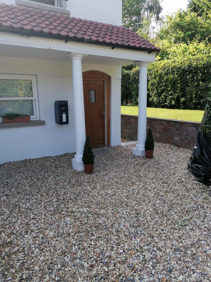 Riverside Apartment Chepstow Exterior foto