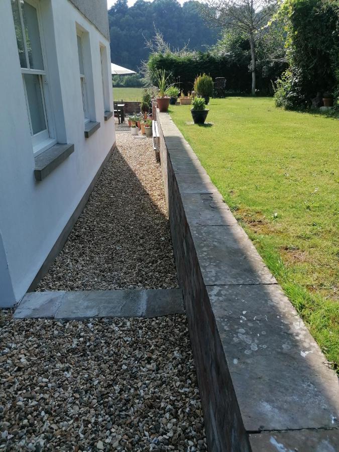 Riverside Apartment Chepstow Exterior foto