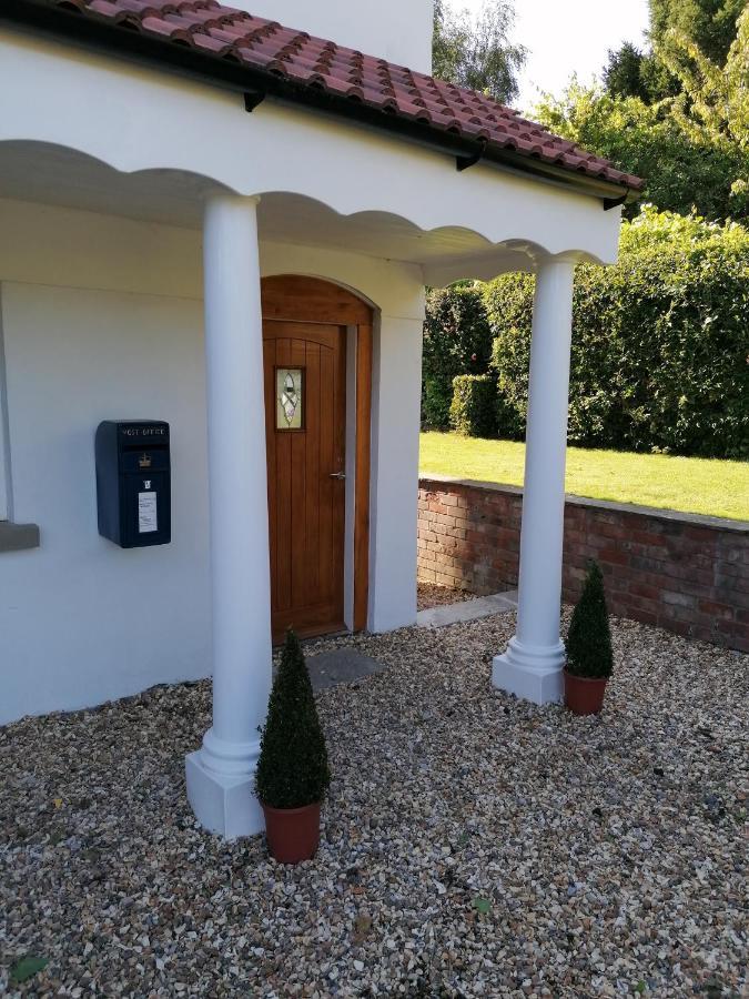 Riverside Apartment Chepstow Exterior foto